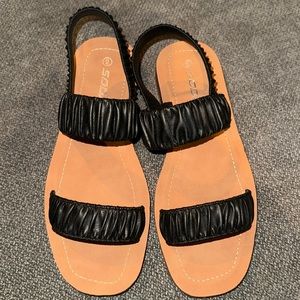 Sandals S9